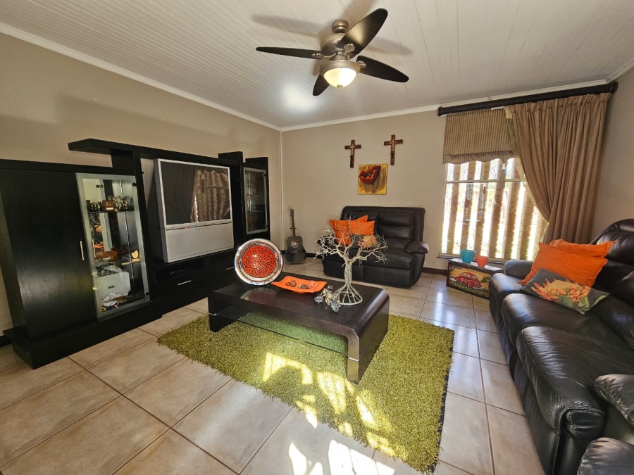 4 Bedroom Property for Sale in Jan Cillierspark Free State